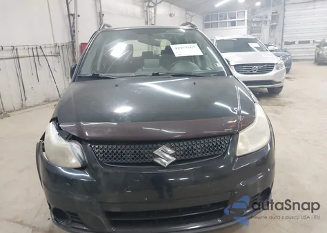 2010 Suzuki Sx4 Technology z USA, uszkodzony, nr VIN JS2YB5A33A6301708